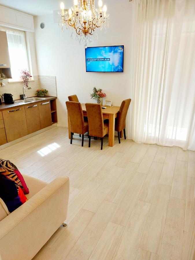 Piccolo Mondo เวโรนา ภายนอก รูปภาพ